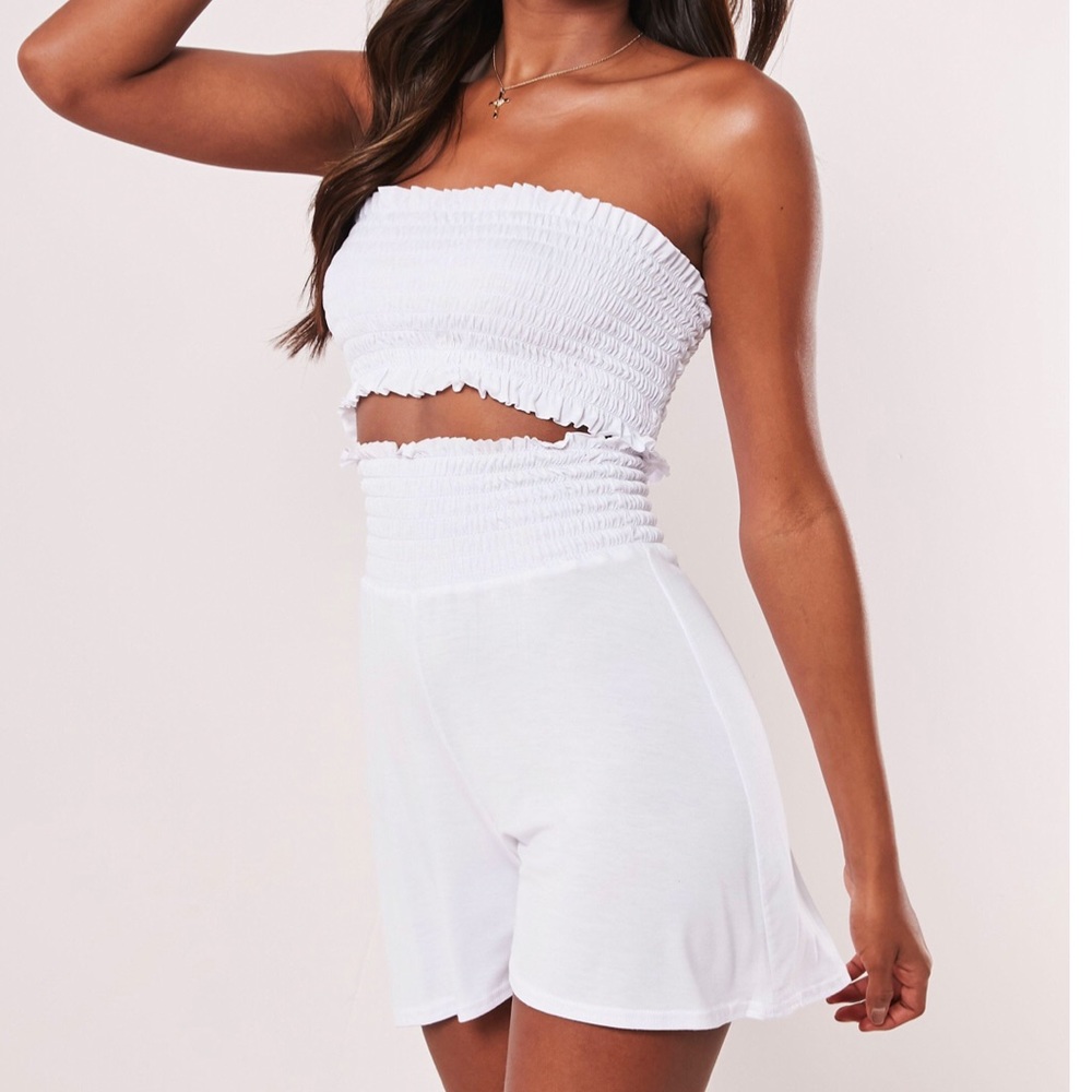 ⭐️ NWT White Two piece set